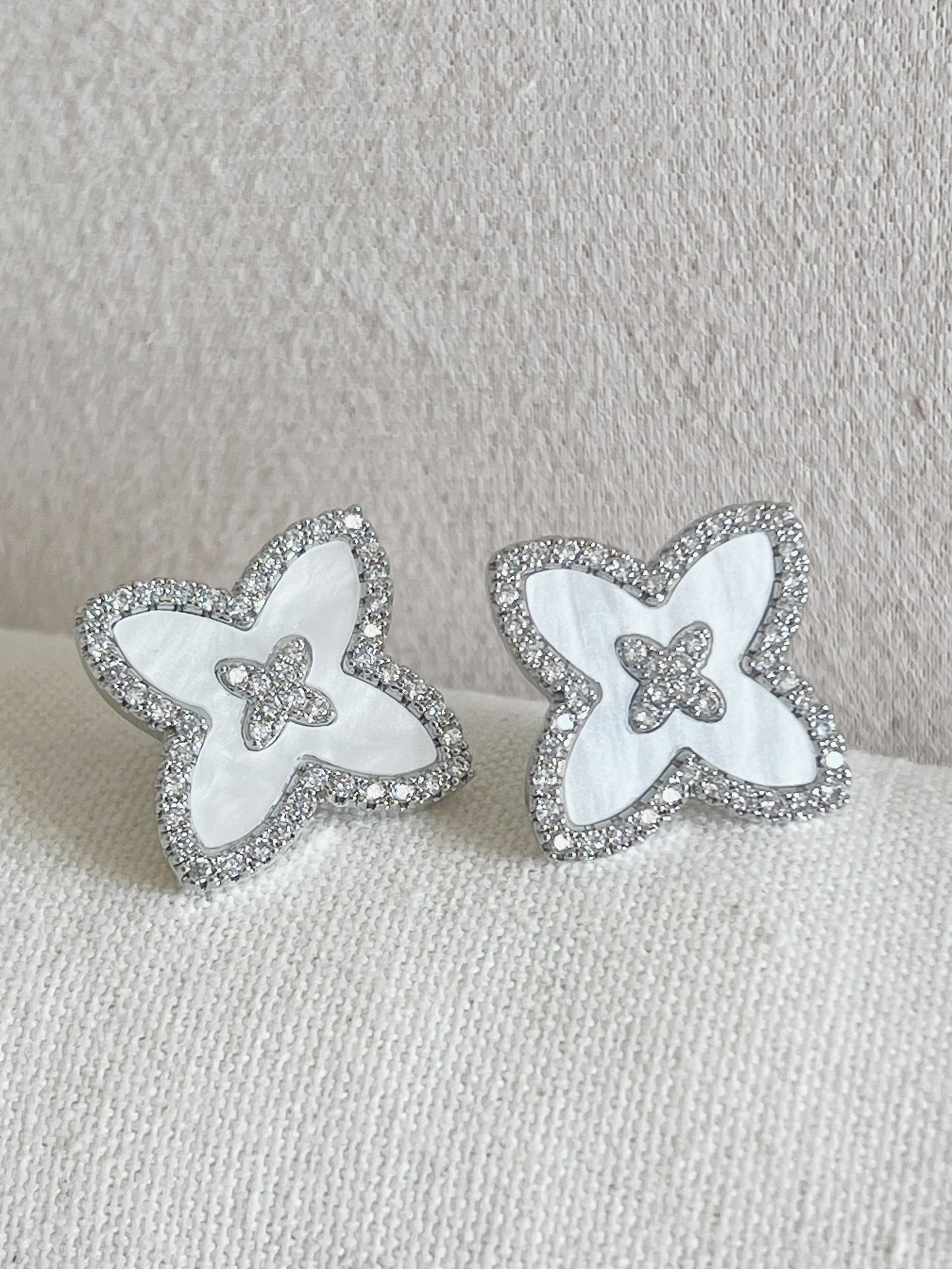 Boucles d’oreilles Ève