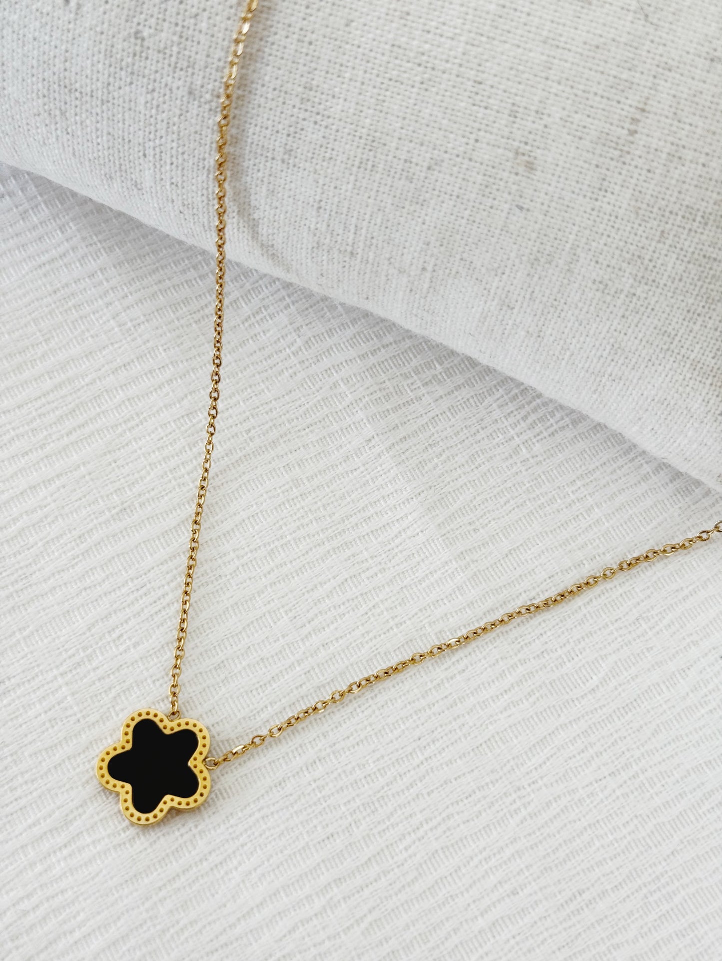 Collier Yasna
