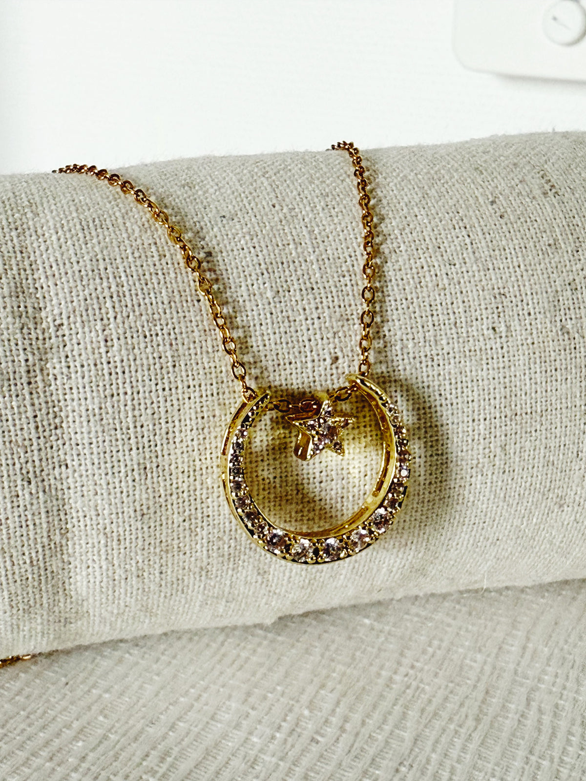 Collier Clara