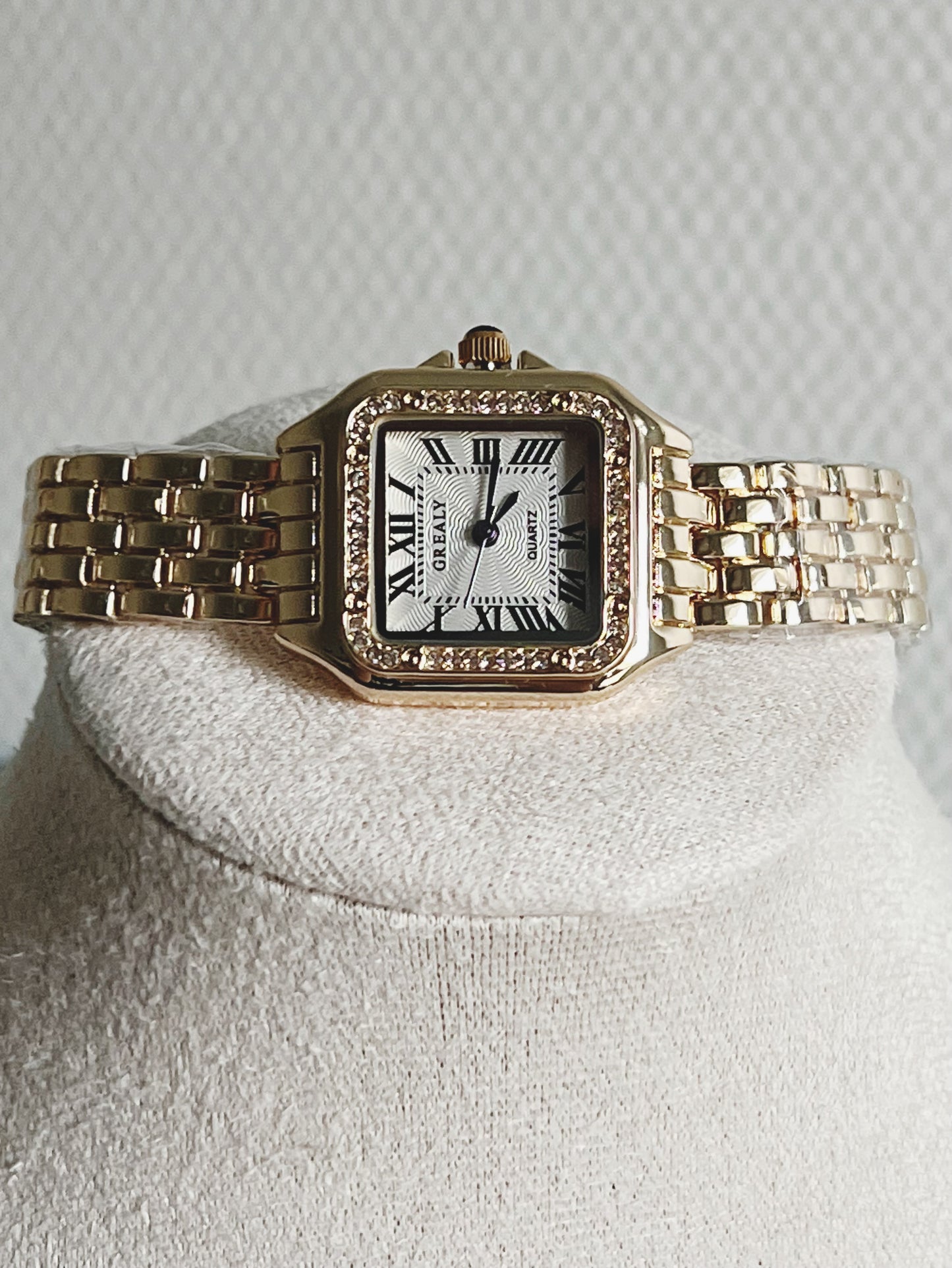 Montre Sahika