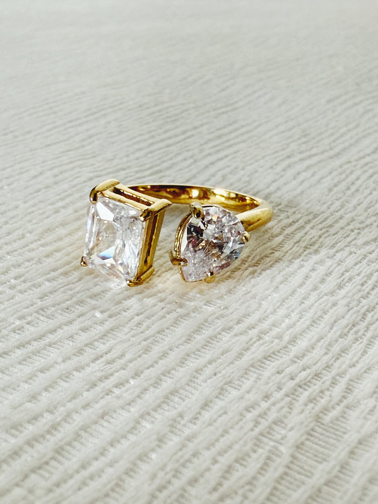 Bague Adela