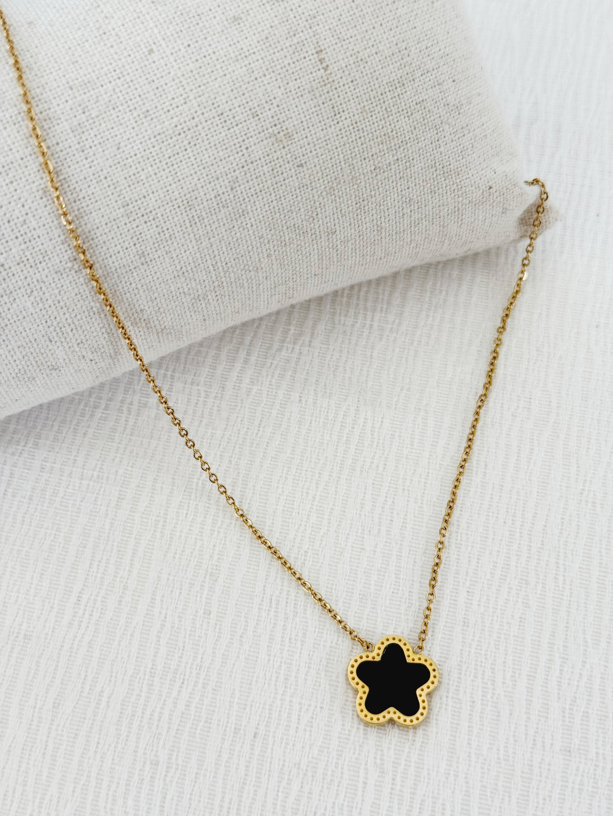 Collier Yasna