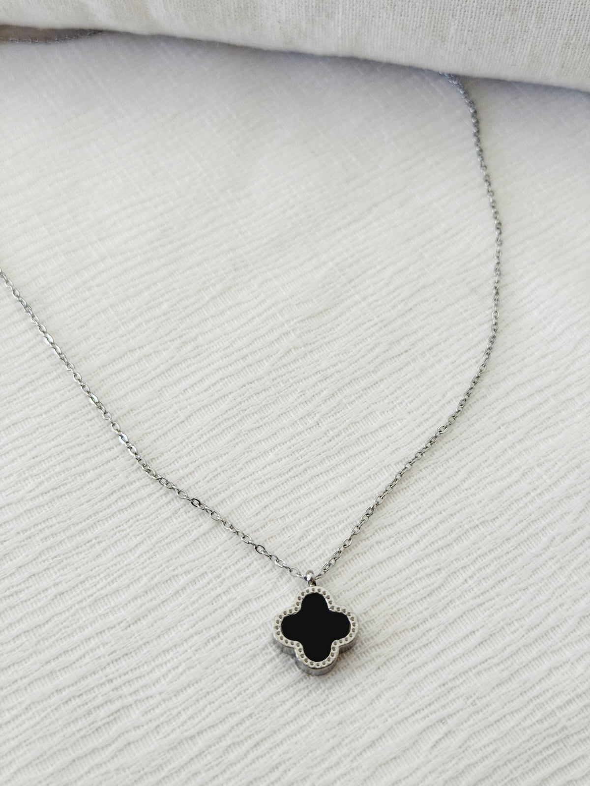 Collier Ingrid