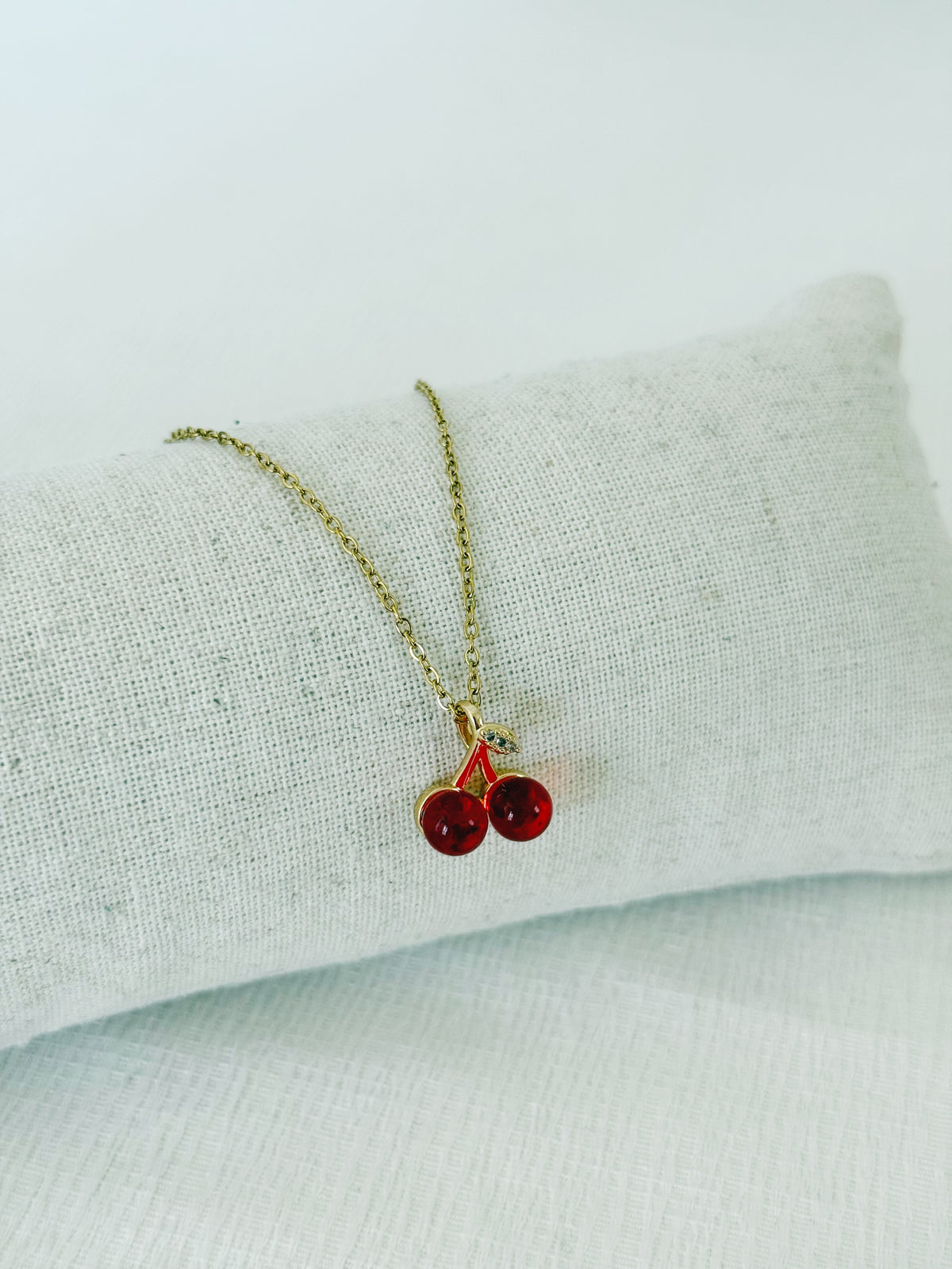 Collier Cerise 2